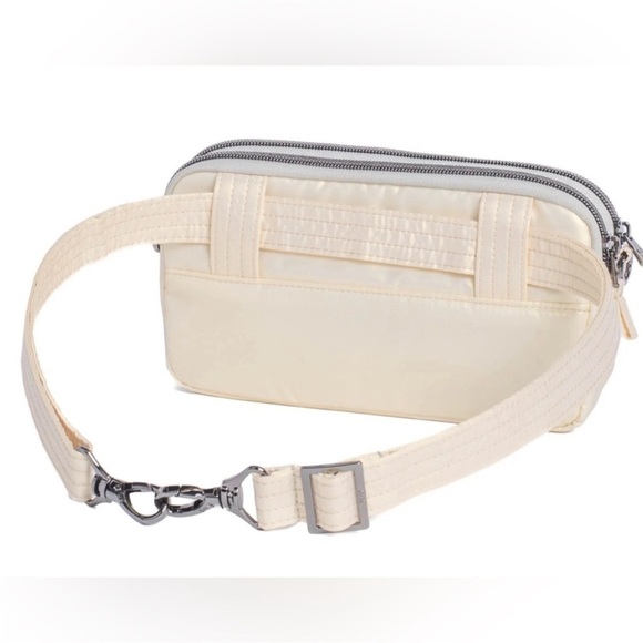 LUG COUPE XL METALLIC CHAMPAGNE SMALL CROSSBODY CHEST BAG BELT BAG NWT - Picture 7 of 8